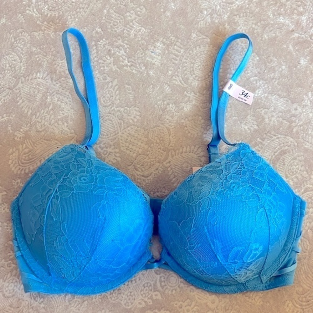Brand New Victoria’s Secret Bombshell Rose Lace & Grommet Push-Up Bra Capri Blue